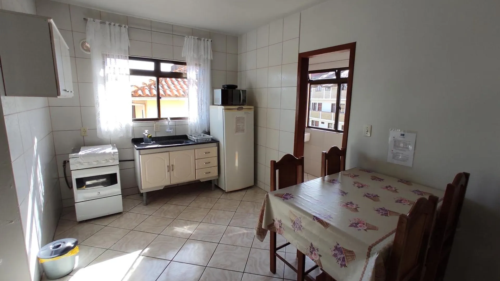 شقة Residencial Medeiros Guarda do Embaú 0*,  البرازيل